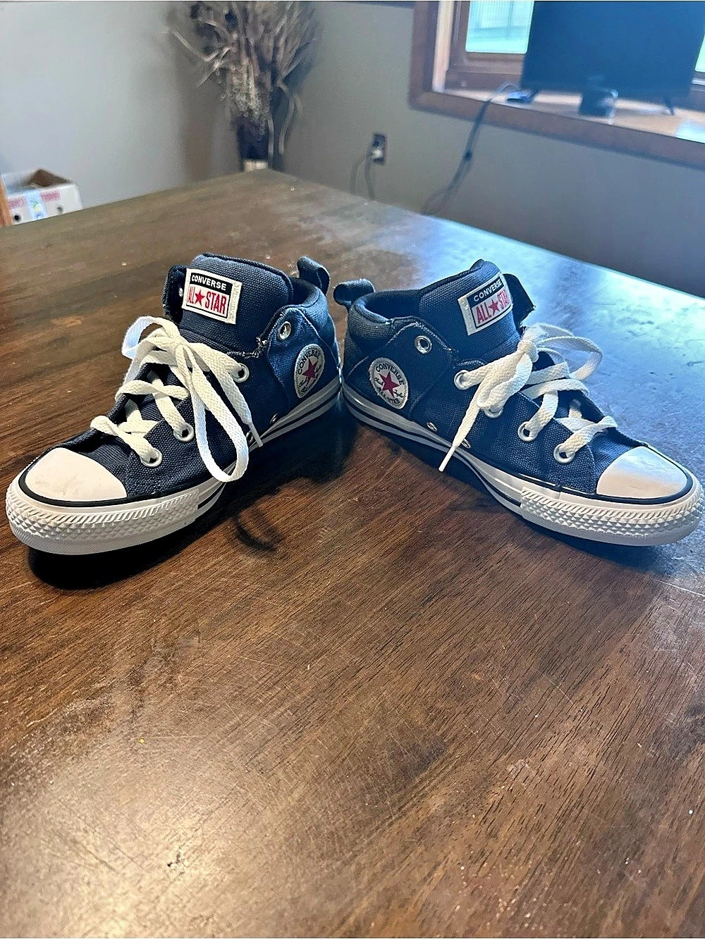 Converse Chuck Taylor All Star High Top Sneakers Navy Blue Kids Size 4 - Picture 2 of 8